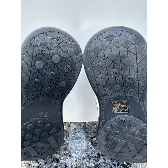 KARL LAGERFELD PARIS Coty Choupette Logo Sneakers Size 7 White Cat Patches - Picture 12 of 13